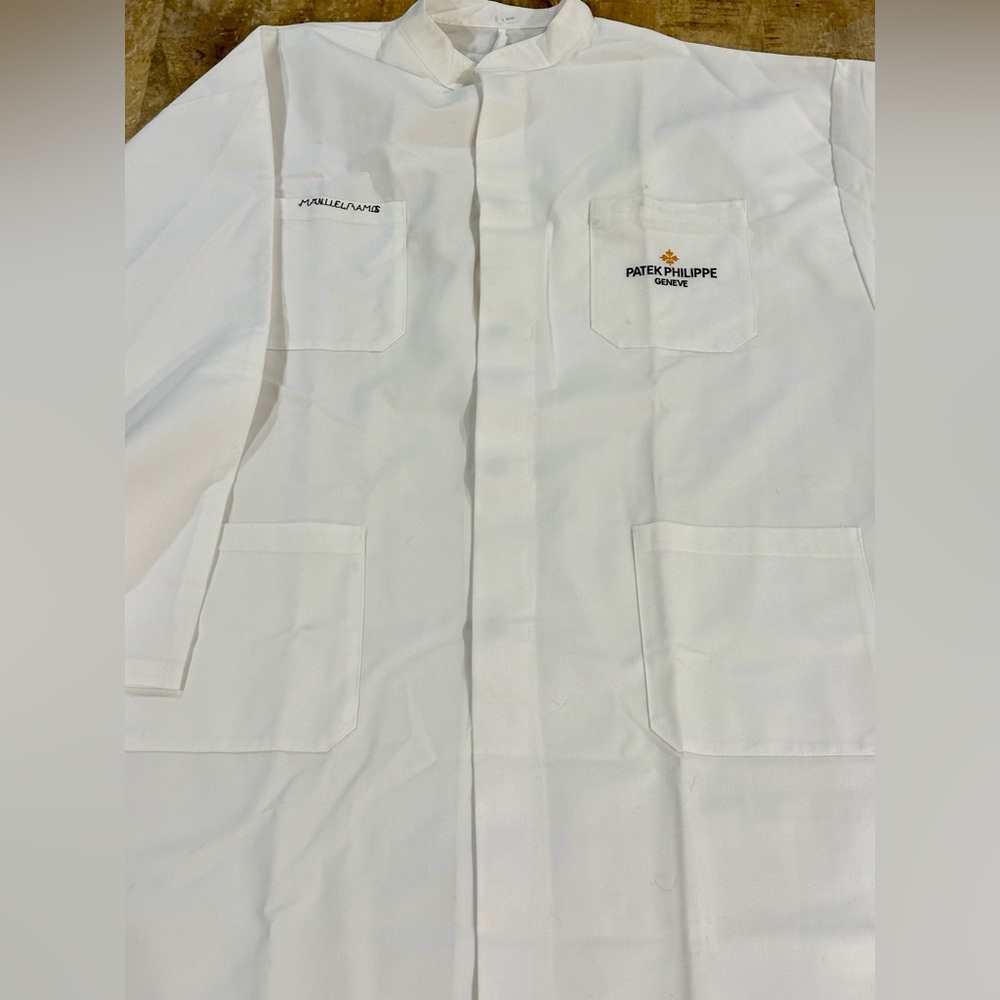 Patek Philippe Lab Coat - Picture 4 of 9